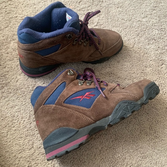 ريادي ردع حلزوني reebok women's hiking 